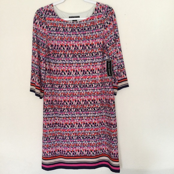 Jessica Howard Dresses & Skirts - Jessica Howard Geometric 3/4 Sleeve Silky  Dress